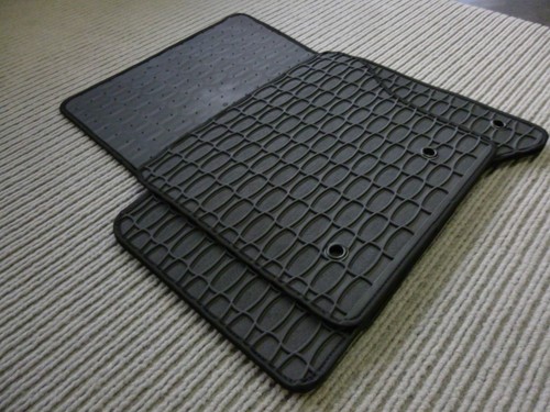 Rubber mats for land rover - $$$,