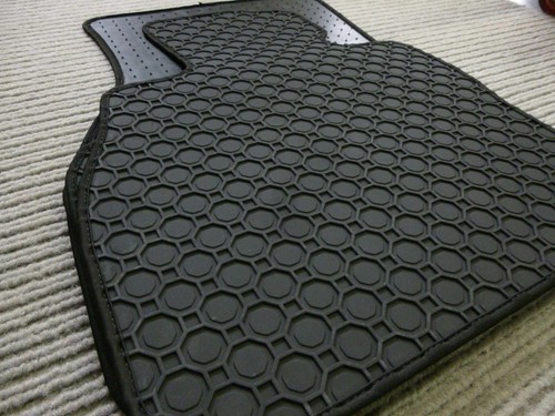 Rubber mats for - land, rover